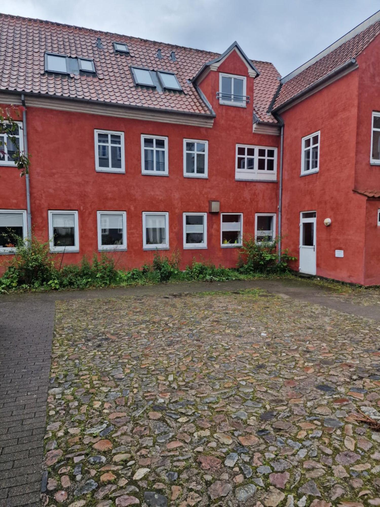 Paen Central Lejlighed Med Gratis Parkering Randers Eksteriør billede